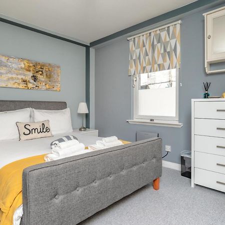 Historic Location, Private Parking, Ground Floor Luxury Flat Apartman Aberdeen Kültér fotó